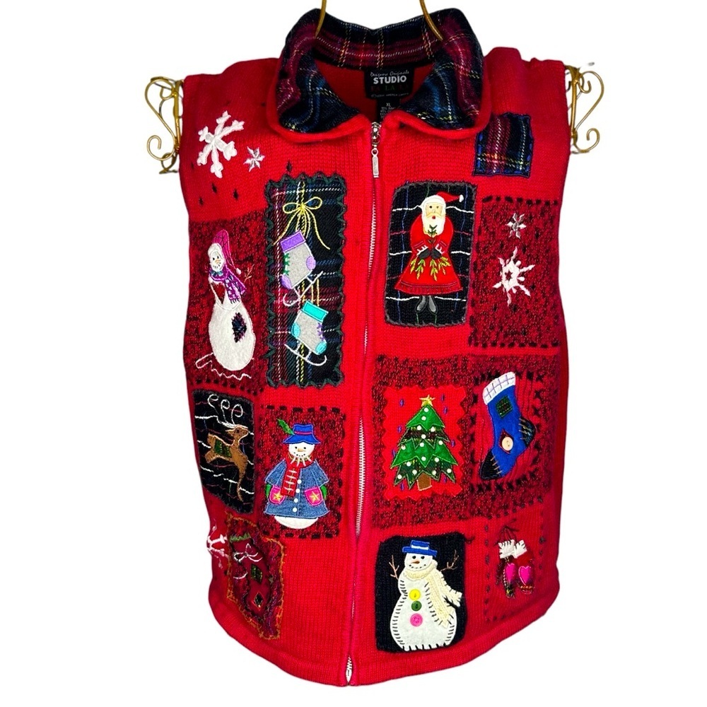 Designers Originals Studio Fa La La VTG Red Sweater Vest Appliques & Beads Sz XL